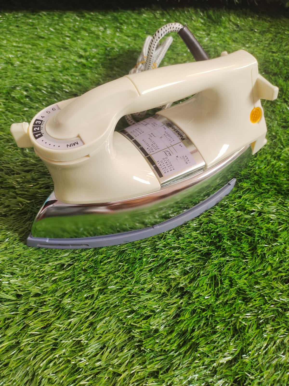 Panasonic Automatic Dry Iron – 1000W Heavy Weight Non-Stick Iron